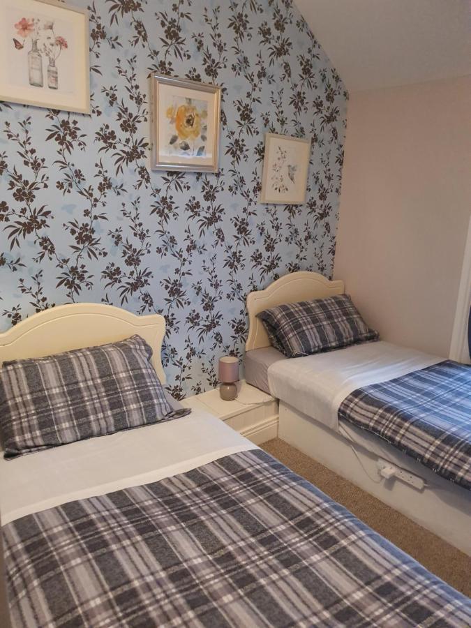 Gordon'S Guesthouse Loughrea Eksteriør billede