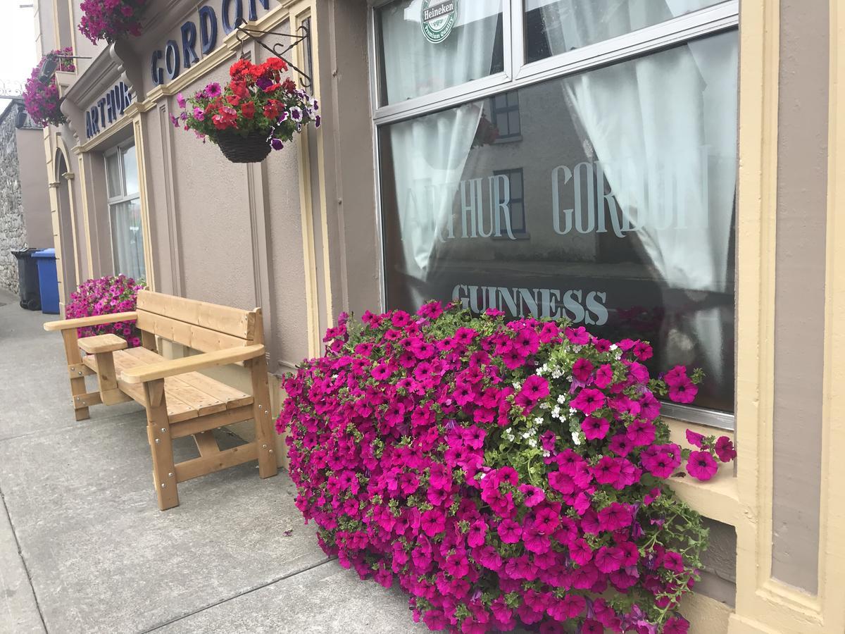 Gordon'S Guesthouse Loughrea Eksteriør billede