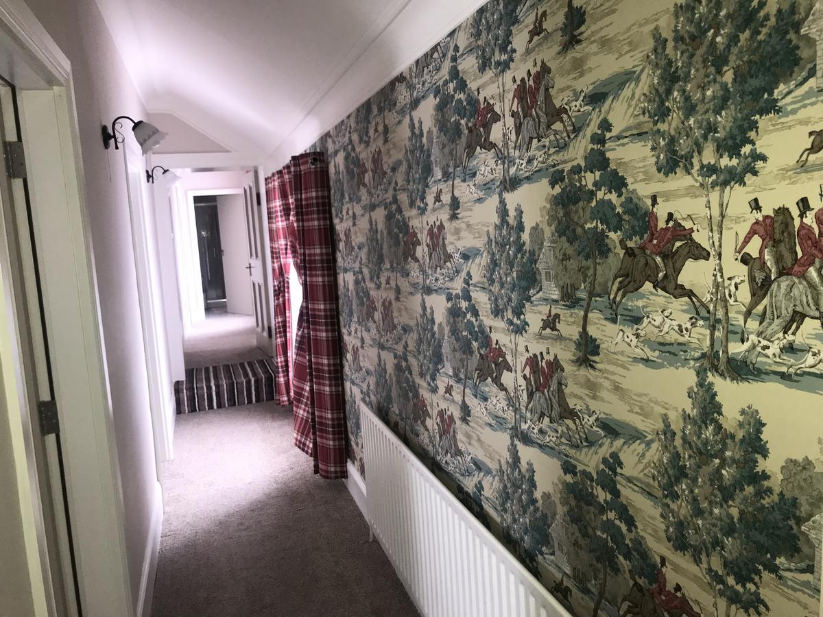 Gordon'S Guesthouse Loughrea Eksteriør billede